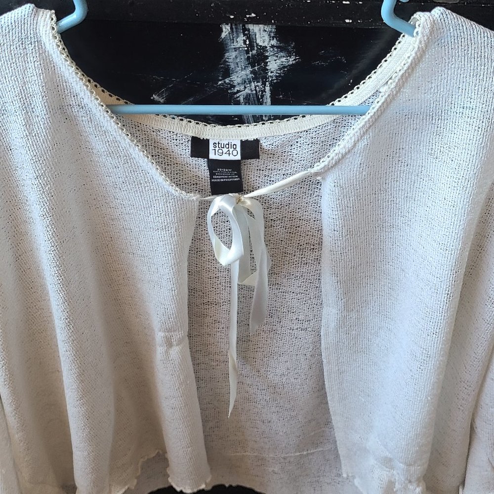 Studio 1940 white cardigan
